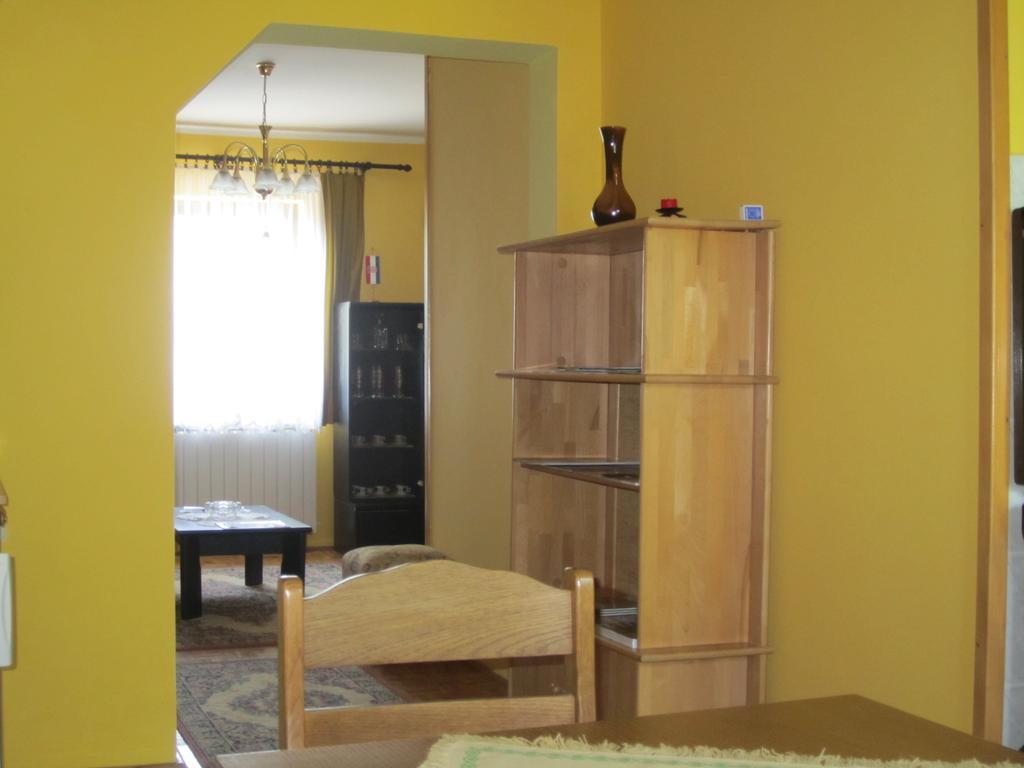 Guest House Sveti Marko Gacka โอโทชาส ภายนอก รูปภาพ