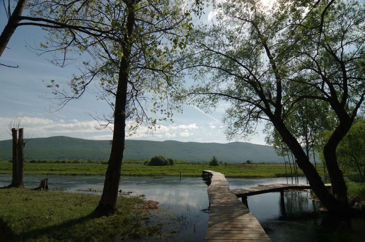 Guest House Sveti Marko Gacka โอโทชาส ภายนอก รูปภาพ