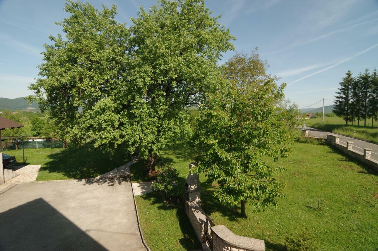 Guest House Sveti Marko Gacka โอโทชาส ภายนอก รูปภาพ
